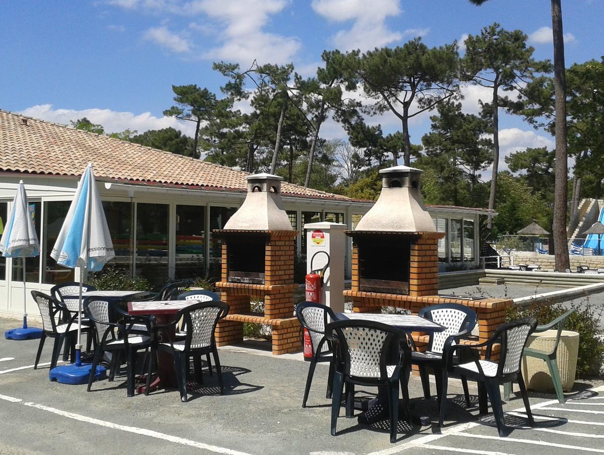 Camping Le Dauphin Hotel Saint-Georges-de-Didonne ภายนอก รูปภาพ