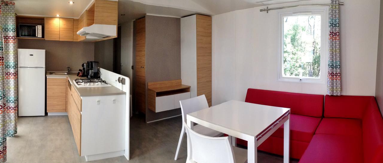 Camping Le Dauphin Hotel Saint-Georges-de-Didonne ภายนอก รูปภาพ